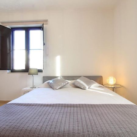Old Town Apartments 1F อัลบูเฟรา ภายนอก รูปภาพ