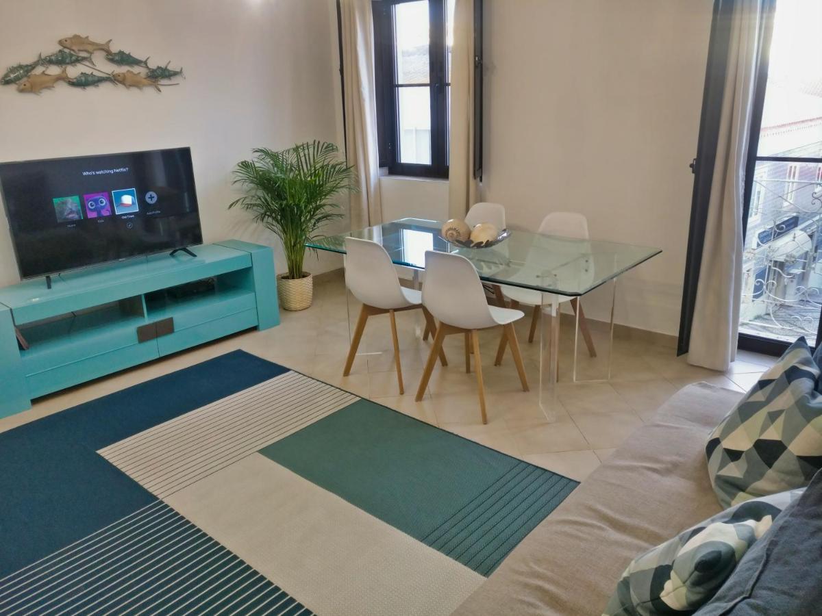 Old Town Apartments 1F อัลบูเฟรา ภายนอก รูปภาพ